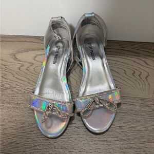 Girls Steve Madden Iridescent Holographic Sandals with Crystal Bow